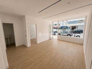 Business premise  Pje. del águila. Local comercial en venta en benalmadena costa