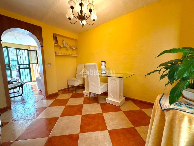 Foto b0941e35-8985-4974-8633-7b52fb0845b6. Casa aparellada a Centro Benalmádena