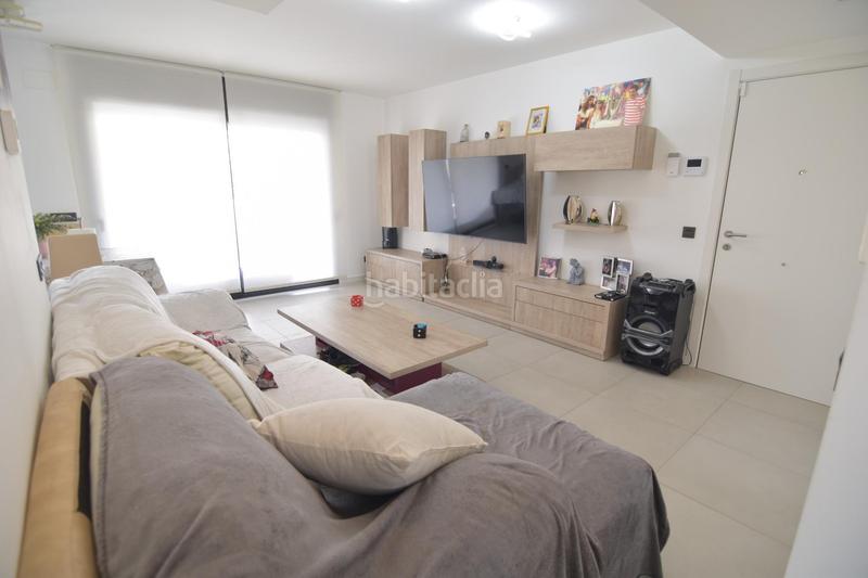 Foto f49fccfb-6e5e-499f-83d7-63289a465ff3. Piano terra con parcheggio in Segur Platja Segur de Calafell