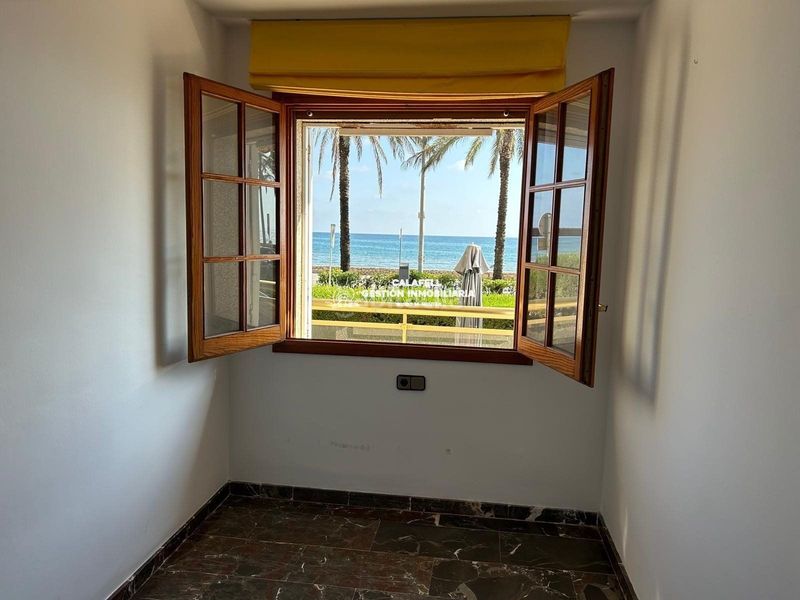 Foto 73d33381-ec47-4a3f-8807-9534e06d1d14. Pis amb aparcament piscina a L´Estany Calafell