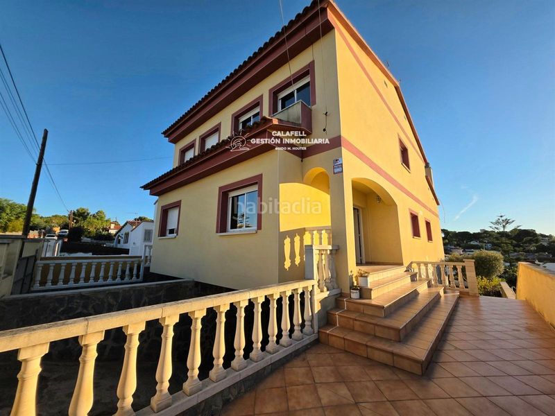 Foto dbd36d3d-392c-4fd7-af12-db267214f548. Casa pareada espectacular pareado en la pobla de montornés con vistas y amplios espacios en Pobla de Montornès (La)