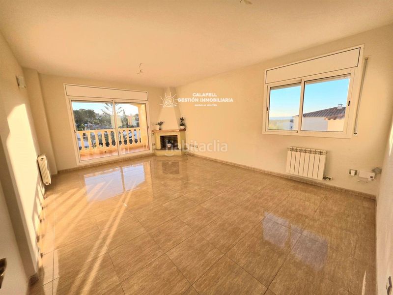 Foto ddf6ff94-c888-4ae2-afe9-b664197e053a. Casa pareada espectacular pareado en la pobla de montornés con vistas y amplios espacios en Pobla de Montornès (La)