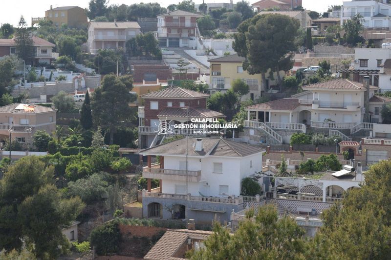 Foto 56502deb-d185-4ef6-881b-5d63c9a9e2d4. Finca rústica a santa maria de montserrat 117 a Segur de dalt Segur de Calafell