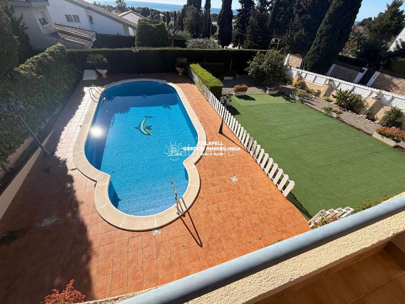 Foto 61b4ca00-a0e3-4403-9bf7-d00e38d58782. Xalet amb calefacció aparcament piscina a Els Masos - Els Garrofers Coma-ruga