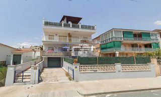 Piccolo appartamento in Alemanya 21. Planta baja de 3 dormitorios 55 m mas una gran terraza de 100 m