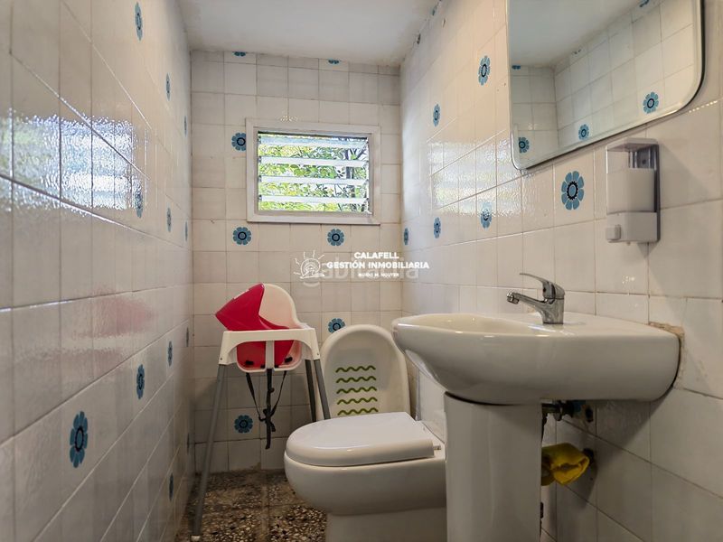 Foto 0ca1901e-31e4-4504-a1db-cd39d4b9e86c. Xalet amb calefacció aparcament piscina a Bellvei
