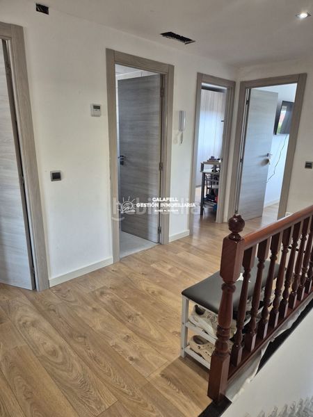 Foto 7614b87f-3241-4972-84e0-013c14b81589. Casa adossada a Calafell poble Calafell