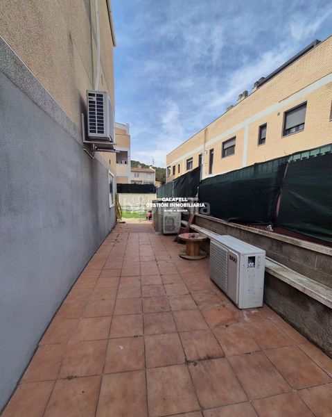 Foto e9b4a221-2c88-4b14-b1ba-78231dc61df9. Casa adossada a Calafell poble Calafell