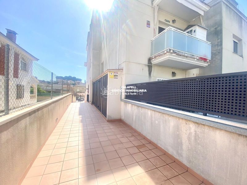 Foto 469b74e1-b29c-41e7-bc6b-f1ff79ded522. Àtic amb aparcament piscina a Segur de Calafell nucli urbà Segur de Calafell