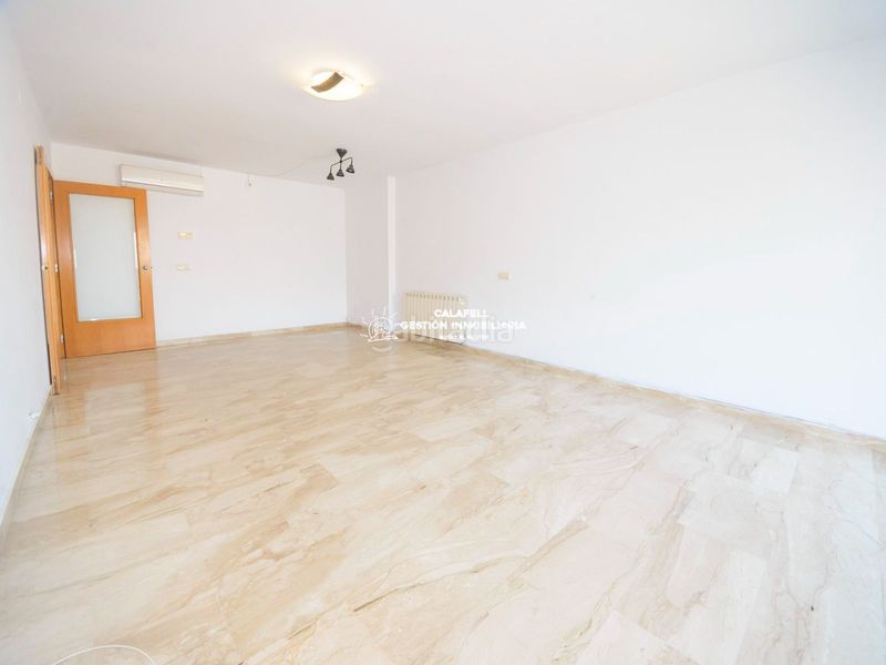 Foto 529878bb-4b1b-4a79-9794-0a191fe53306. Pis a antonio artigas 1 a Calafell platja Calafell