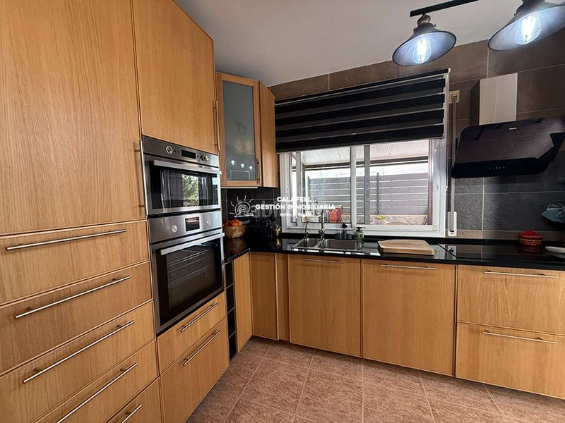 Foto 5dab356e-8699-4bfd-a49c-754eef40fd9a. Chalet magnífica casa a cuatro vientos centro en Segur de Calafell
