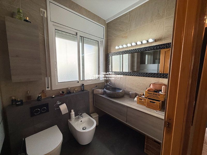 Foto a27597bb-237a-45c5-9d38-daa7897a2738. Chalet magnífica casa a cuatro vientos centro en Segur de Calafell
