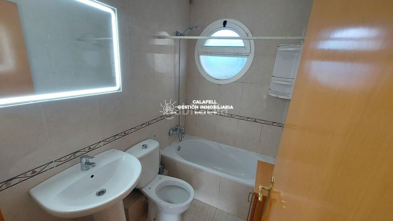 Foto 7eca8f98-cb85-4ec0-9d92-50f3773488e4. Pis a mediterrani 40 a Cunit residencial Cunit