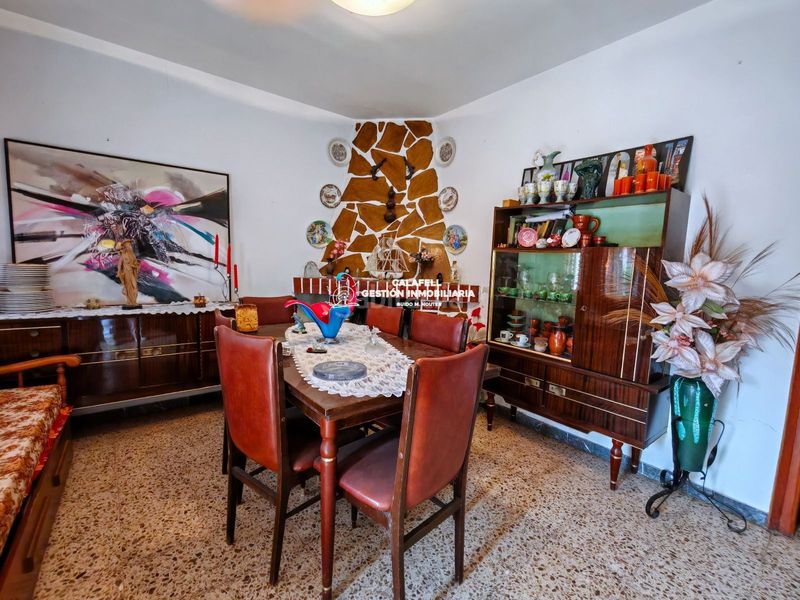 Foto b4dc0e69-a5a3-4590-bd4a-2fae01fcb051. Casa amb calefacció aparcament piscina a Calafell park Calafell