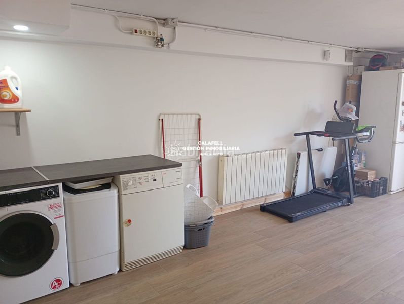 Foto ff7d8106-ca4a-4e8c-ade3-26c7162485a6. Casa adossada amb aparcament a Cunidor Cunit