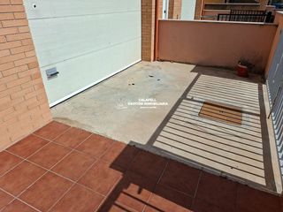 Casa adossada a Bellvei
