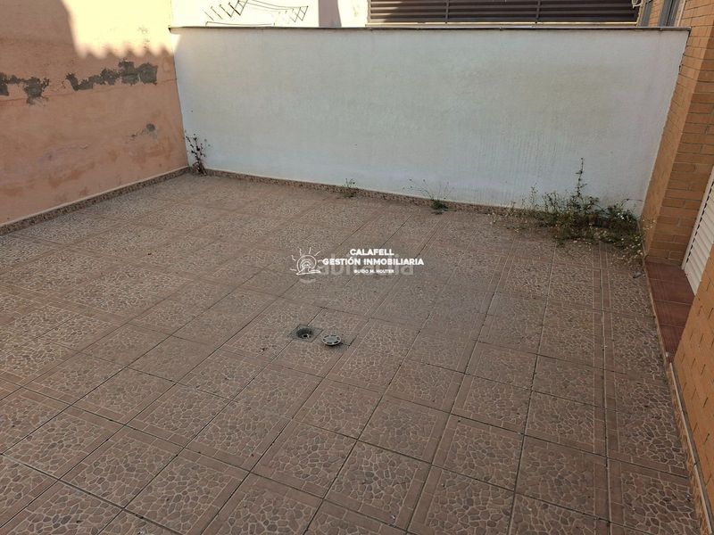 Foto 9cffe36f-023f-4cf3-8eb5-756985bb156e. Casa adossada amb calefacció aparcament a Bellvei