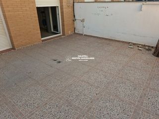 Casa a schiera in Bellvei. Adosada