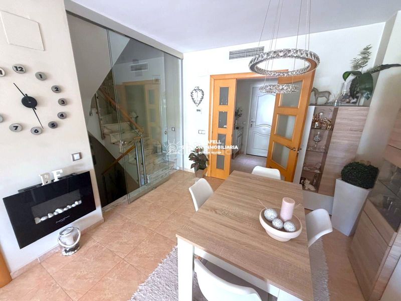 Foto a0b17548-baf8-4164-8aff-b65fb4fa5197. Casa adossada amb calefacció aparcament a Bonavista Vendrell (El)