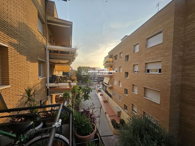 Foto 24b4b80f-ddc4-4127-a877-6490c4bfc122. Flat with heating pool in prat de Cunit Cunit