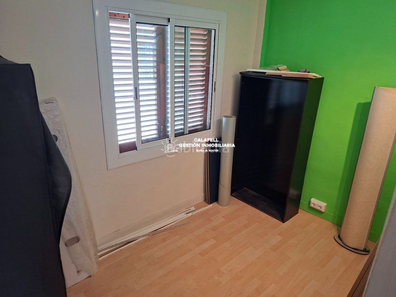 Foto b0add9df-a993-4d82-824e-52d0f9367ec6. Ático piso en Bellvei