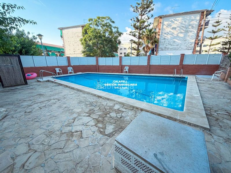 Foto 1003988b-6dd7-4a09-a0ab-bab8dfe5d8ec. Pis amb piscina a Bonavista Vendrell (El)