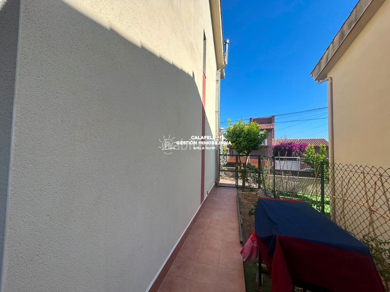 Foto 6d08dd5a-8db8-4251-8d0a-1ee2993ed7d7. Casa adossada amb calefacció aparcament a Bellamar Calafell