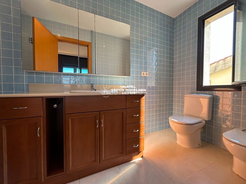 Foto a3d2aa10-679b-43c5-896a-a7e30d53b82a. Casa adossada amb calefacció aparcament a Bellamar Calafell