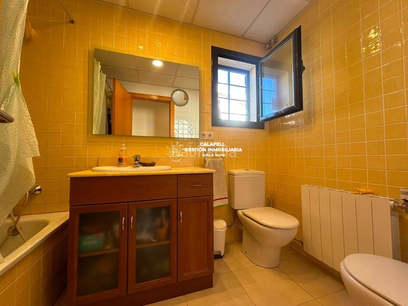 Foto c22f9428-155e-446a-9e36-c7d1459c73d1. Casa adossada amb calefacció aparcament a Bellamar Calafell
