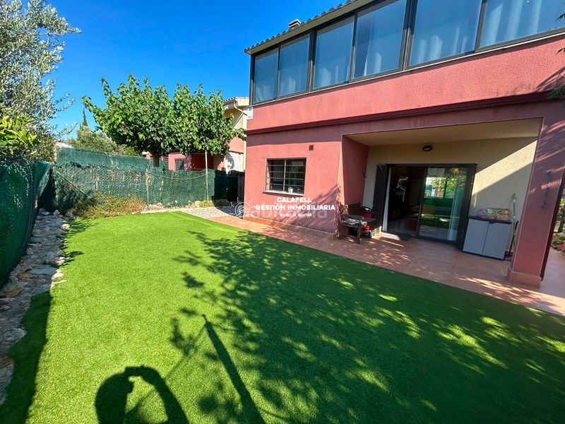 Foto d512b8e2-6e24-4a7a-bf0c-02e4eff22fdc. Casa adossada amb calefacció aparcament a Bellamar Calafell