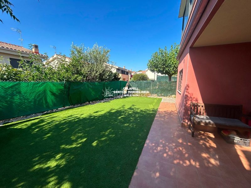 Foto fb148b68-42c8-4c28-b7ef-5583b59d2048. Casa adossada amb calefacció aparcament a Bellamar Calafell