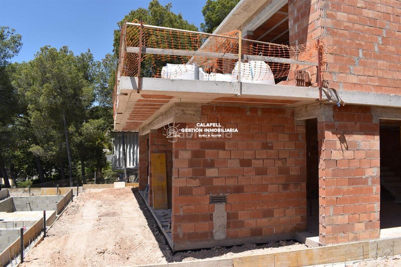 Foto 990956d5-1095-412e-b8a3-23b2bcb6f8e5. Casa adossada amb calefacció piscina a Segur de Calafell nucli urbà Segur de Calafell