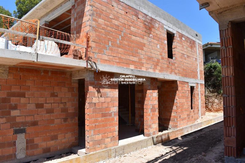 Foto b7f0edb2-6d05-4bbf-b113-02b643dd5a94. Casa adossada amb calefacció piscina a Segur de Calafell nucli urbà Segur de Calafell
