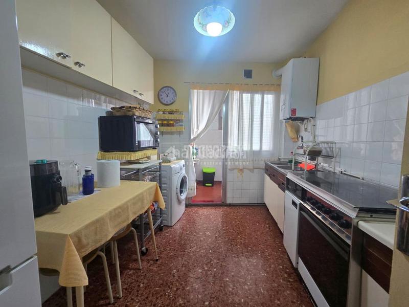 Foto a79fead2-e67a-493b-b6c3-b1085b837862. Piso  en venta en La Fortuna Leganés