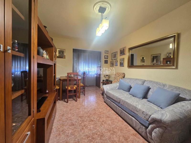 Foto df5b4b81-c52f-45d3-8da7-b99caa77f032. Piso  en venta en La Fortuna Leganés