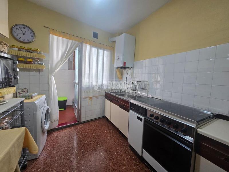 Foto f3c0ccda-6e66-4f04-9797-c2f9b26c192b. Piso  en venta en La Fortuna Leganés