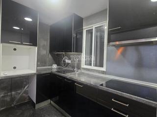 Pis en La Fortuna. Piso en venta en legans