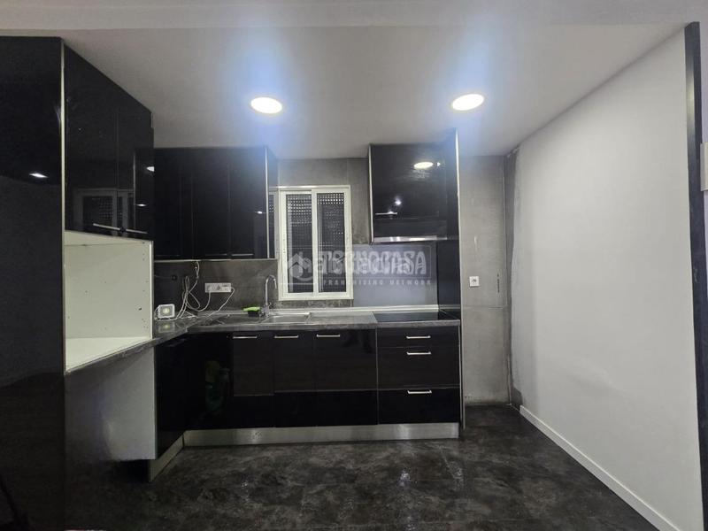 Foto 8541f1bf-3e6b-42ef-ab0a-ccff041cf1e4. Piso  en venta en La Fortuna Leganés