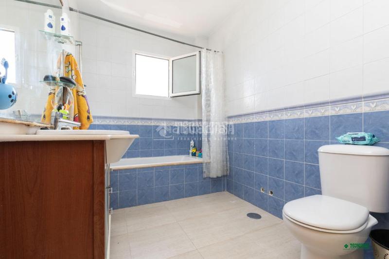Foto 23749ece-9f19-4d35-b8a0-5cf7c9a3cec0. Casa pareada casa en venta en Vera ciudad Vera