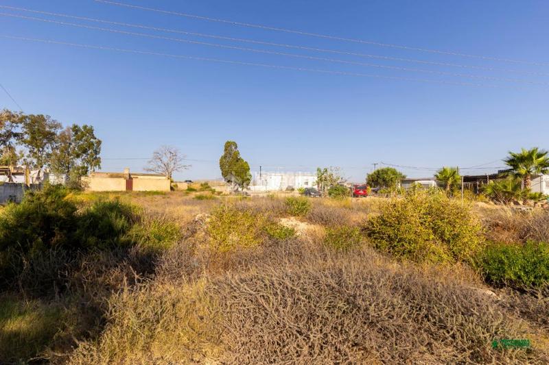 Foto d6a8cee5-8d3a-4625-a5a4-1bb406aecb9c. Masia amb aparcament a Lomas del Mar Vera