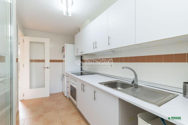 Foto 9ec0210c-ef61-40a3-868c-8da608efbca5. Flat with pool in Golf Valle Este Vera