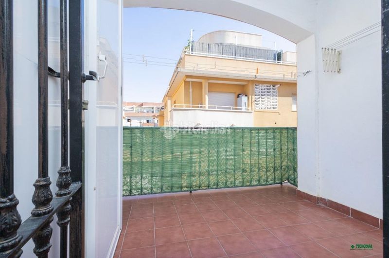 Foto d6a69d87-658f-4878-8947-ef1b28135673. Pis amb piscina a Vera ciudad Vera
