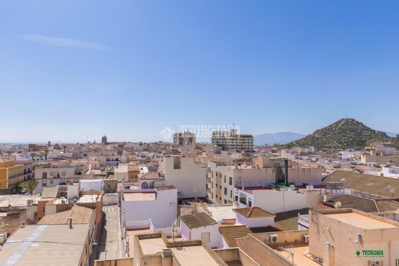 Foto b82ce369-1d46-4939-a818-7cd22bce12ad. Pis a Vera ciudad Vera