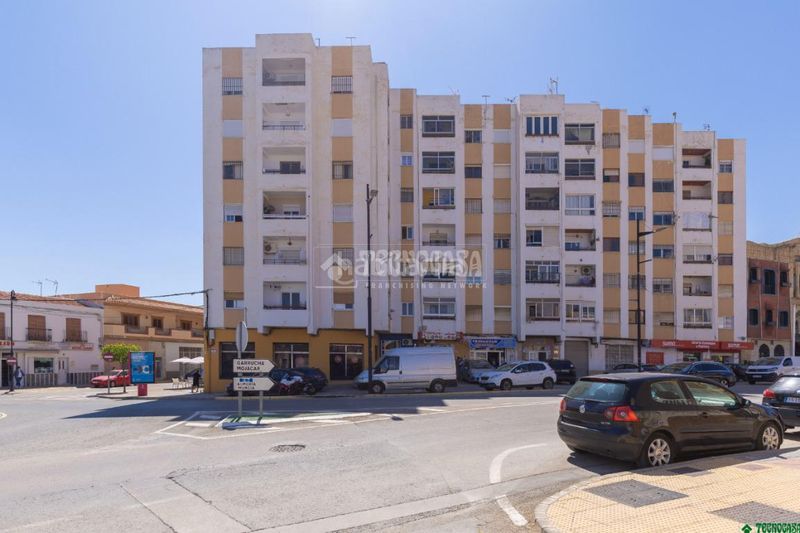 Foto fce3d1d9-14cb-4f61-92b2-0000a2af4b49. Pis a Vera ciudad Vera