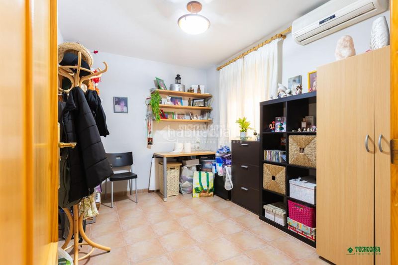 Foto 17644cd3-ee9f-4f1f-910b-5cbd6f01acc3. Pis amb aparcament a Vera ciudad Vera