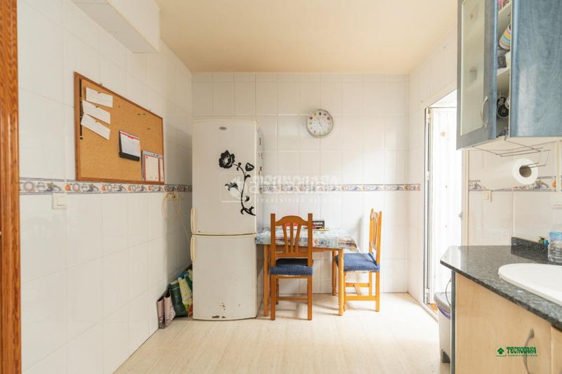 Foto 1369c74b-a7b3-4099-b4b6-f70b774624a3. Casa aparellada a Vera ciudad Vera