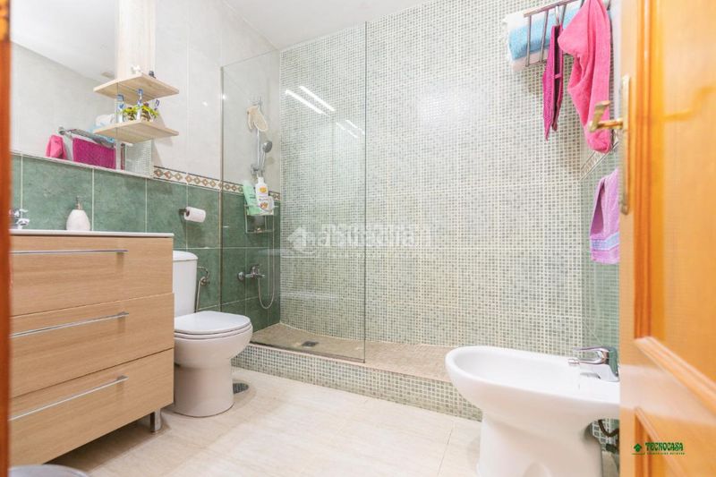 Foto 8aed12e7-9e99-4dd4-ae7f-ba531fc7b22a. Casa aparellada a Vera ciudad Vera