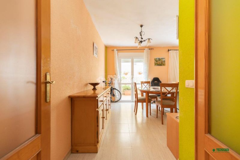 Foto aeff5801-87d8-4985-b947-47088156b75c. Casa aparellada a Vera ciudad Vera