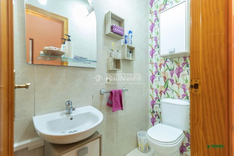 Foto c798ffb0-c59a-4f4b-99ca-45a2cc9641b9. Casa aparellada a Vera ciudad Vera