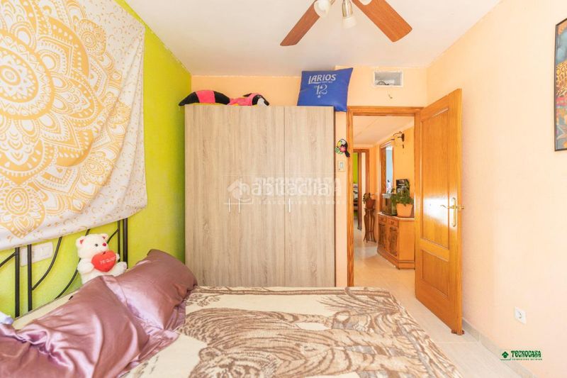 Foto df869379-8cd3-4deb-9902-82aa16151b1d. Casa aparellada a Vera ciudad Vera